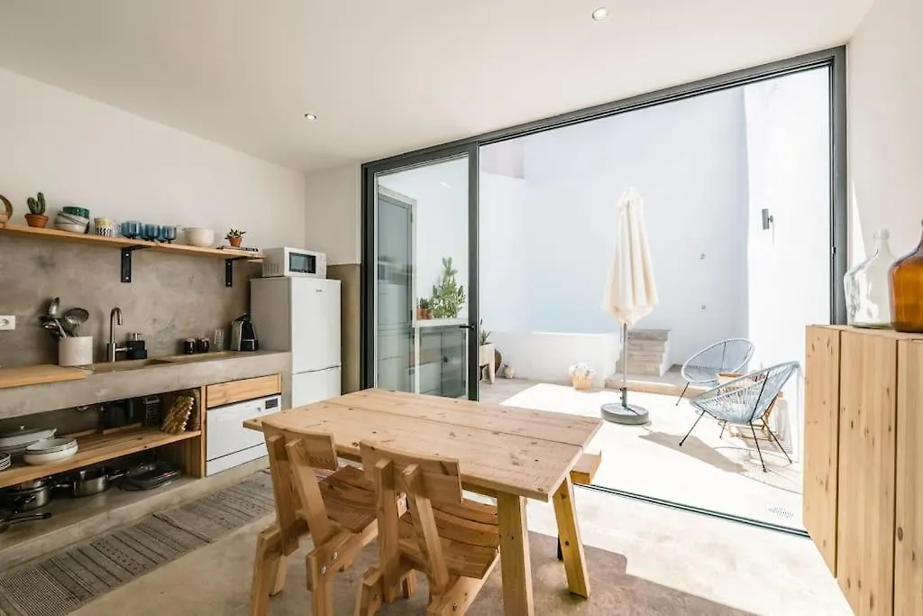Traditional House: Private Pool And Sunny Terrace Portimao Portugal